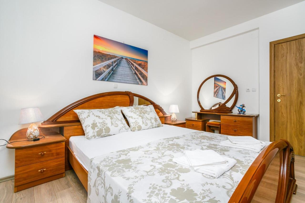 Apartments In Cizici/Insel Krk 31083 ภายนอก รูปภาพ