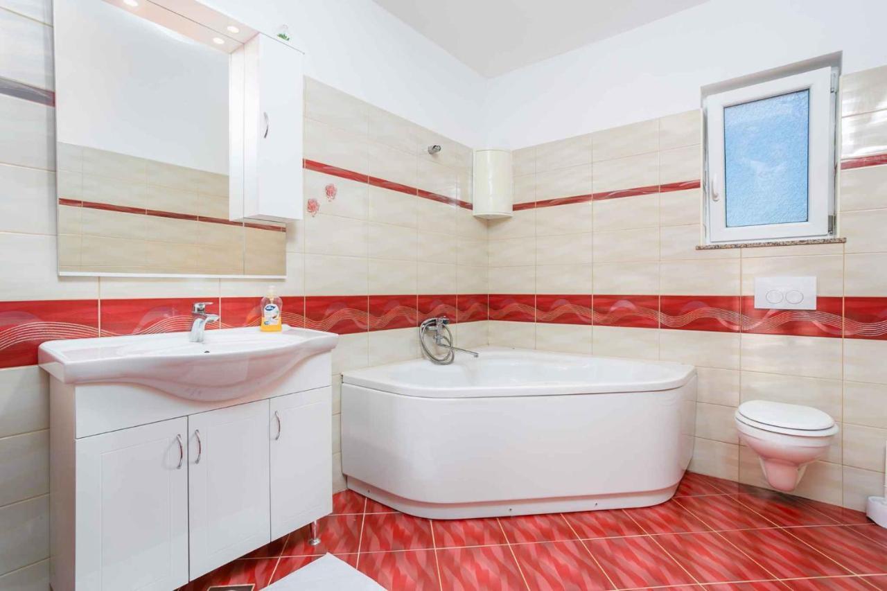 Apartments In Cizici/Insel Krk 31083 ภายนอก รูปภาพ