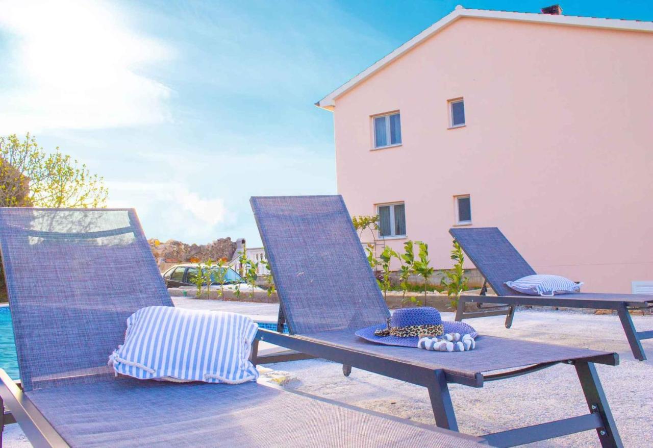 Apartments In Cizici/Insel Krk 31083 ภายนอก รูปภาพ