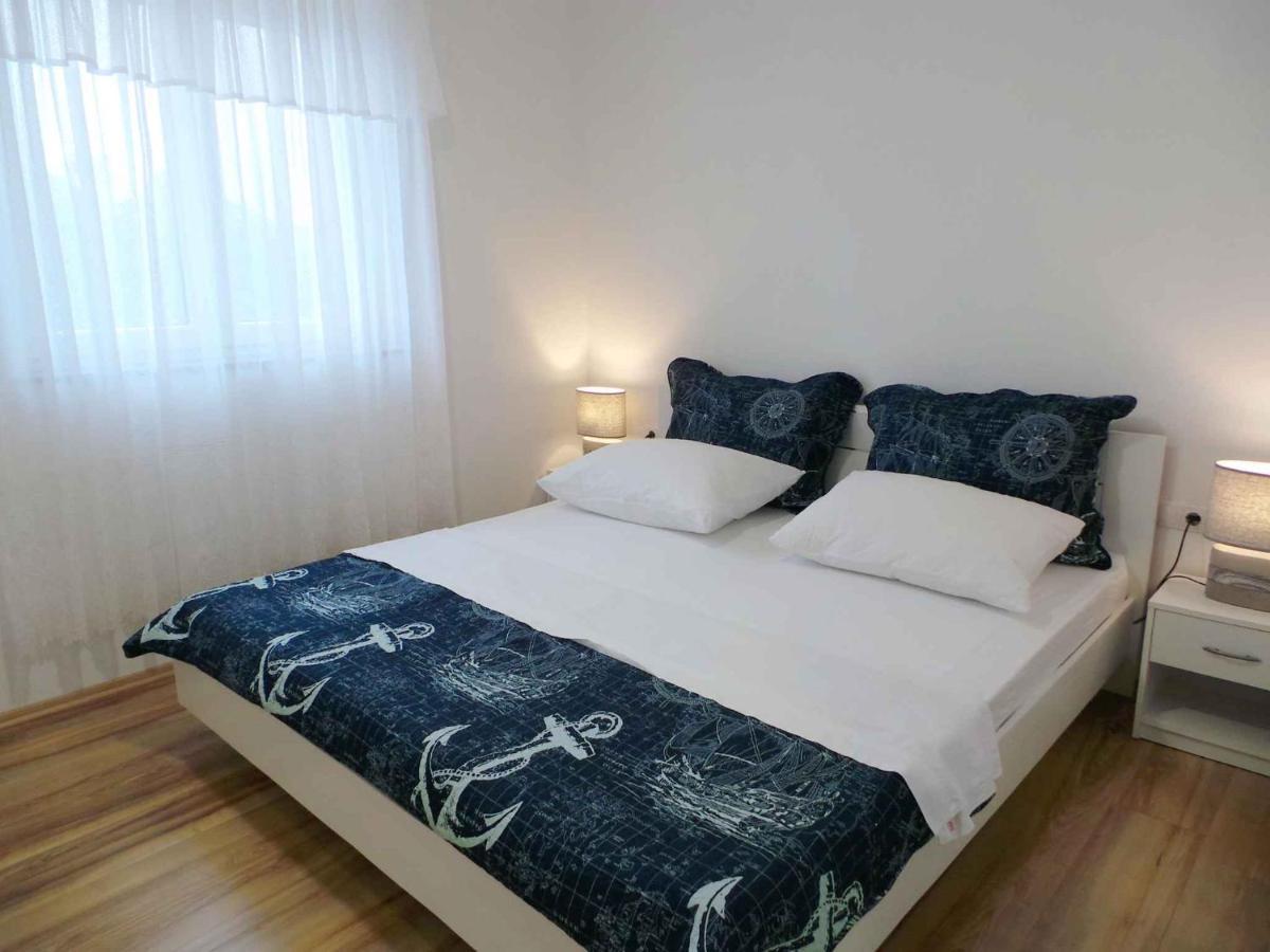 Apartments In Cizici/Insel Krk 31083 ภายนอก รูปภาพ