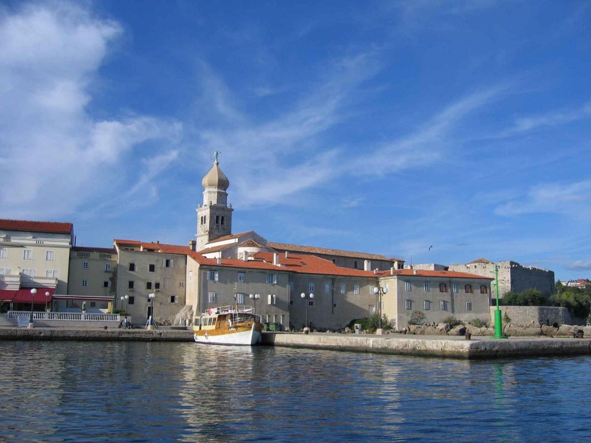 Apartments In Cizici/Insel Krk 31083 ภายนอก รูปภาพ