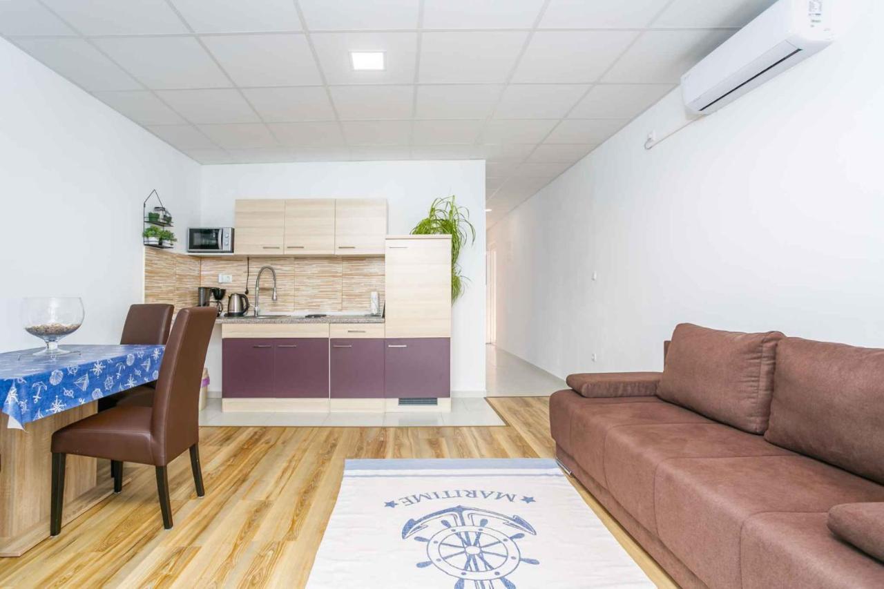 Apartments In Cizici/Insel Krk 31083 ภายนอก รูปภาพ